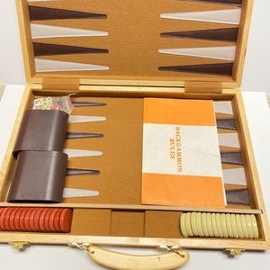 Wood Backgammon set with fabric interior
